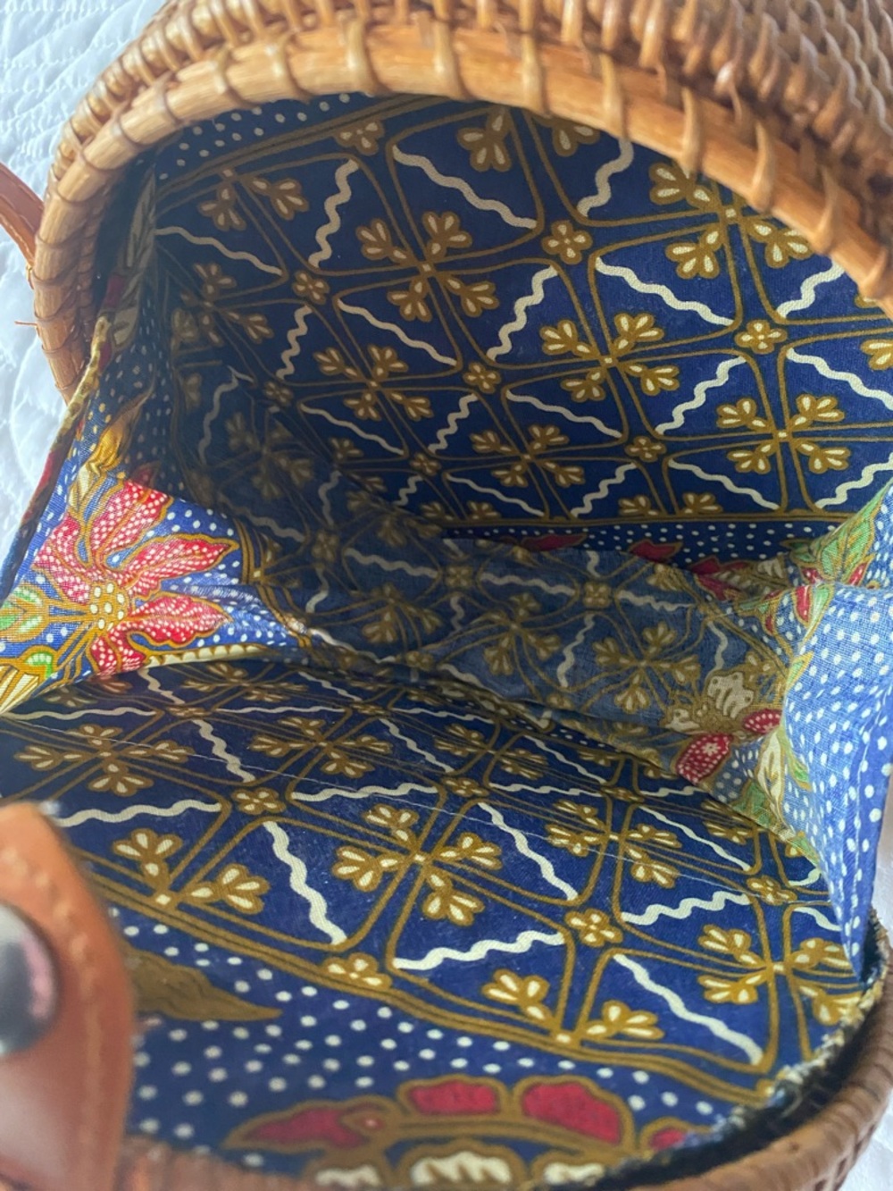 Hand Woven Rattan + Leather Crossbody Bag - Picture 7 of 8
